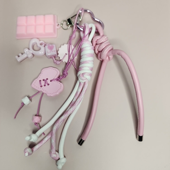 Pink Kids Keychain Accessory Set - Picture 2 of 2